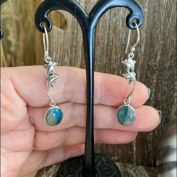 Quantum Quattro Solid Sterling Silver Dolphin Earrings - Picture 1 of 7